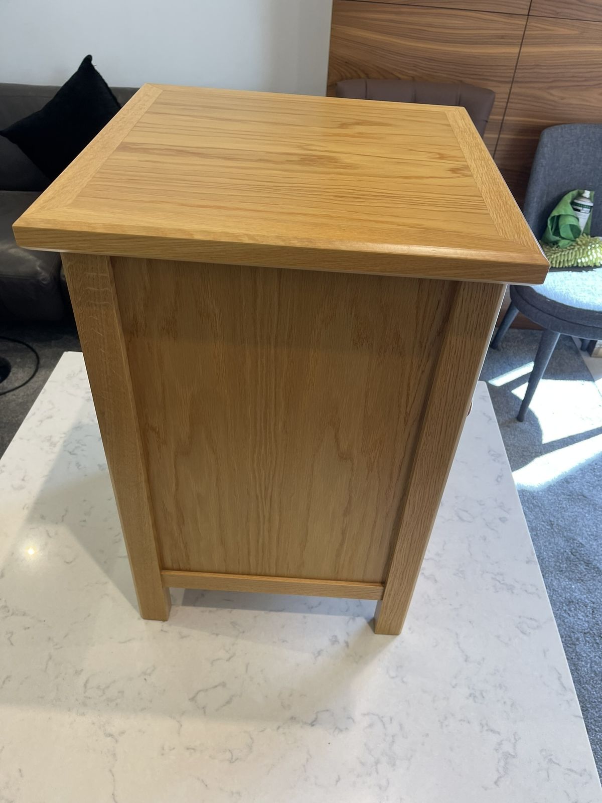 Oak Bedside Cabinet With Oak Veneer Panels And Solid Oak Lipping, Legs And Frame photo vinterior