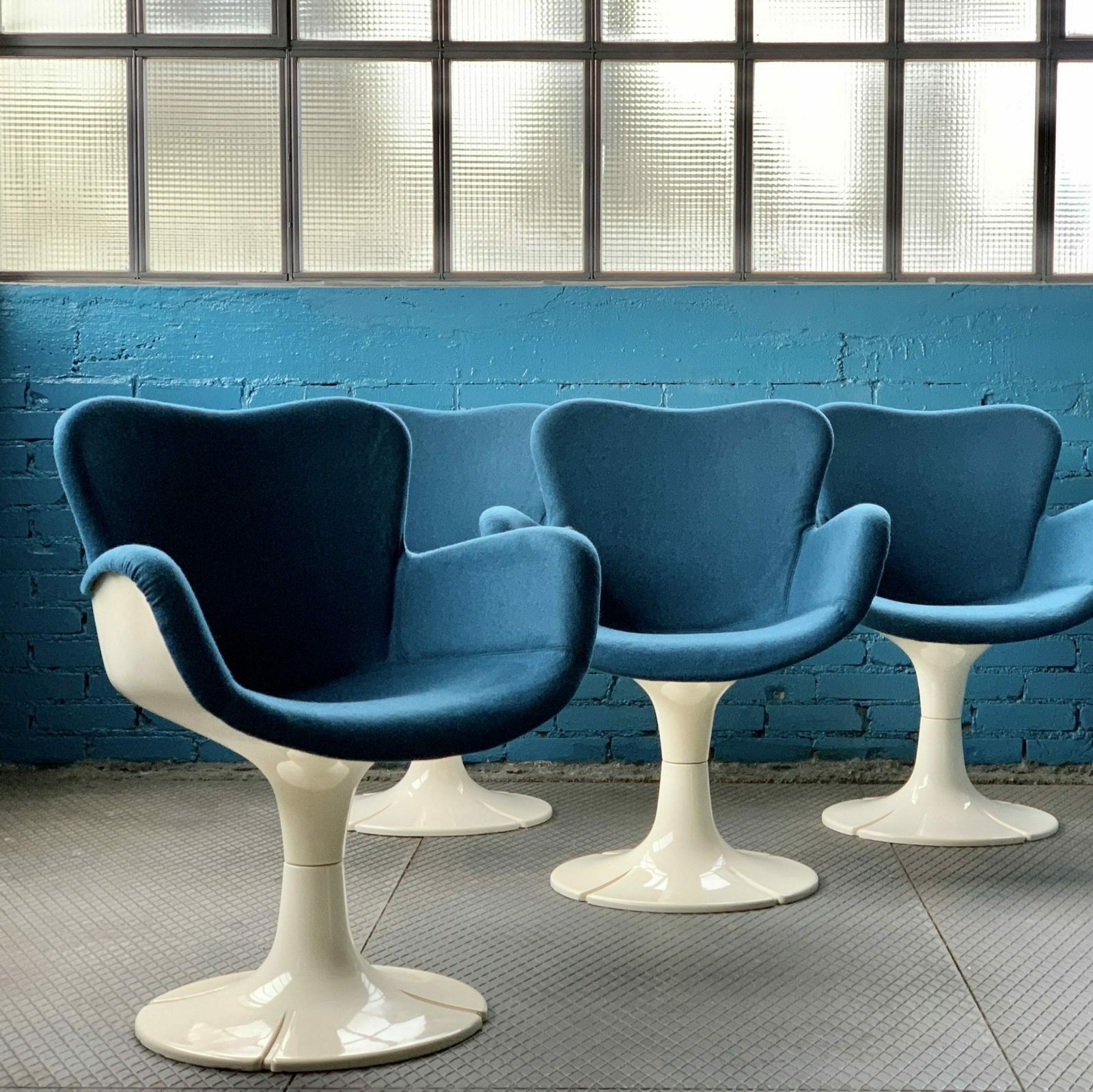 Christian Adam, 4 Armchairs Trefle, Airborne Ed., C.1968 Adam Christian (Born In 1938)