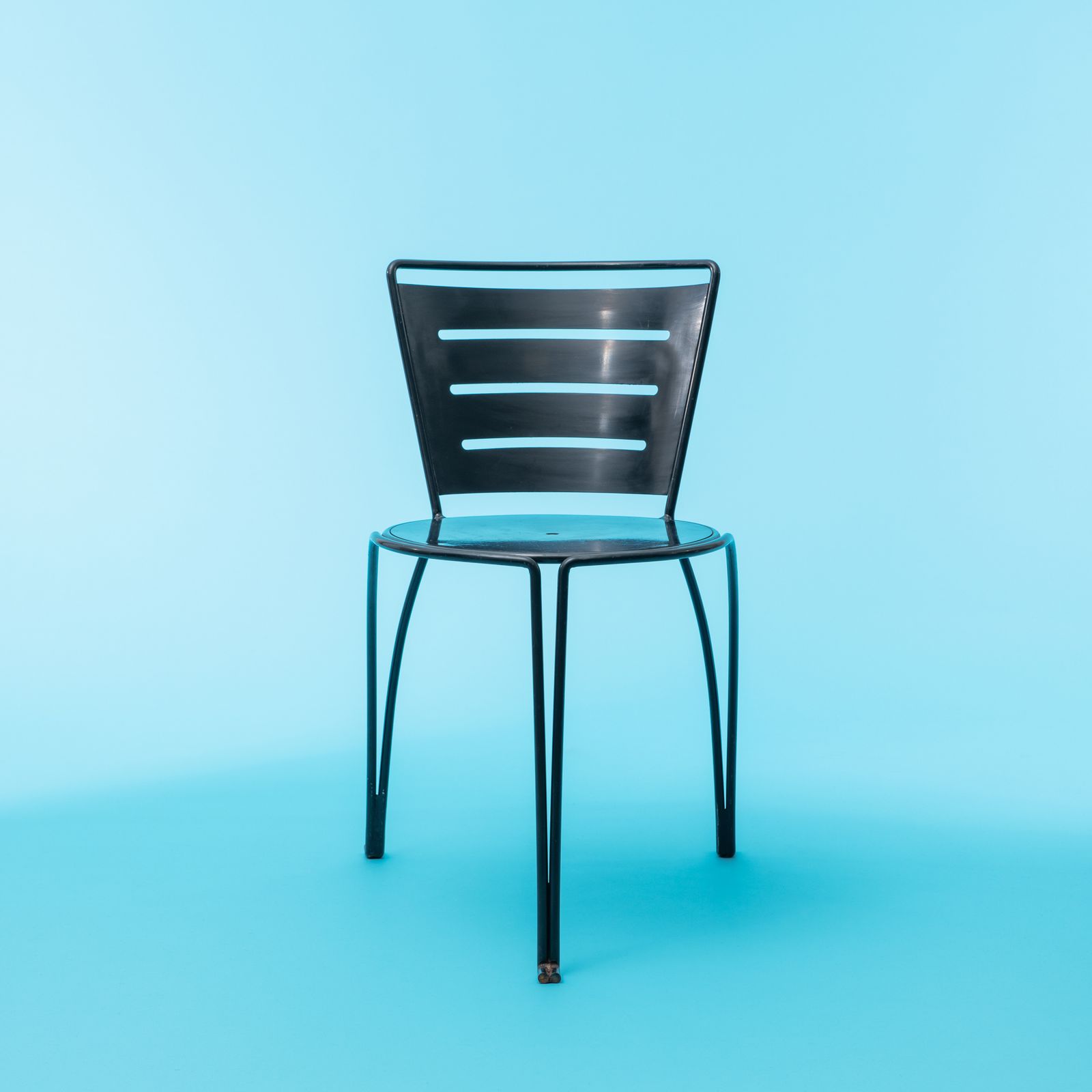 J M Wilmotte, The Chair Fountain, Tebong, 1986 photo furniture