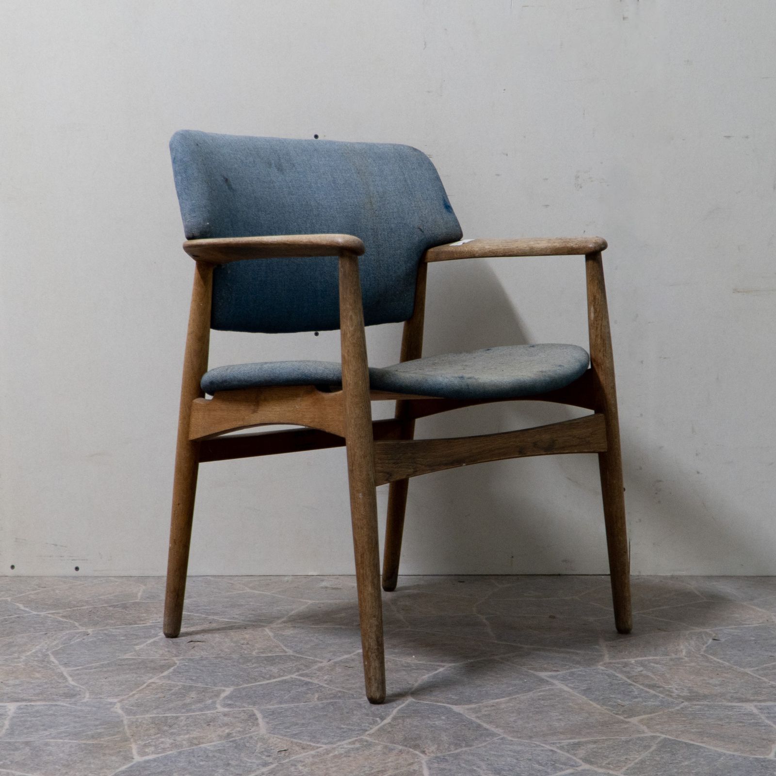 Furniture Ejner Larsen & Aksel Bender Madsen Oak Armchair photo