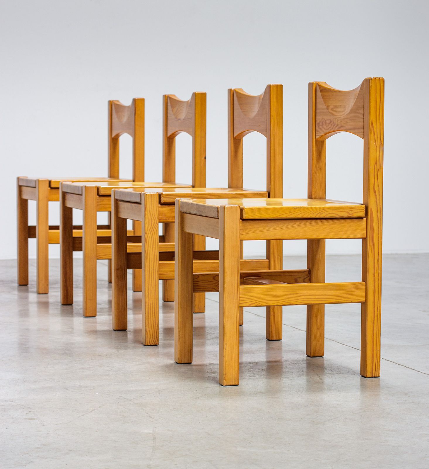 Hongisto Dining Chairs By Ilmari Tapiovaara For Laukaan Puu, Finland 1963 photo vinterior
