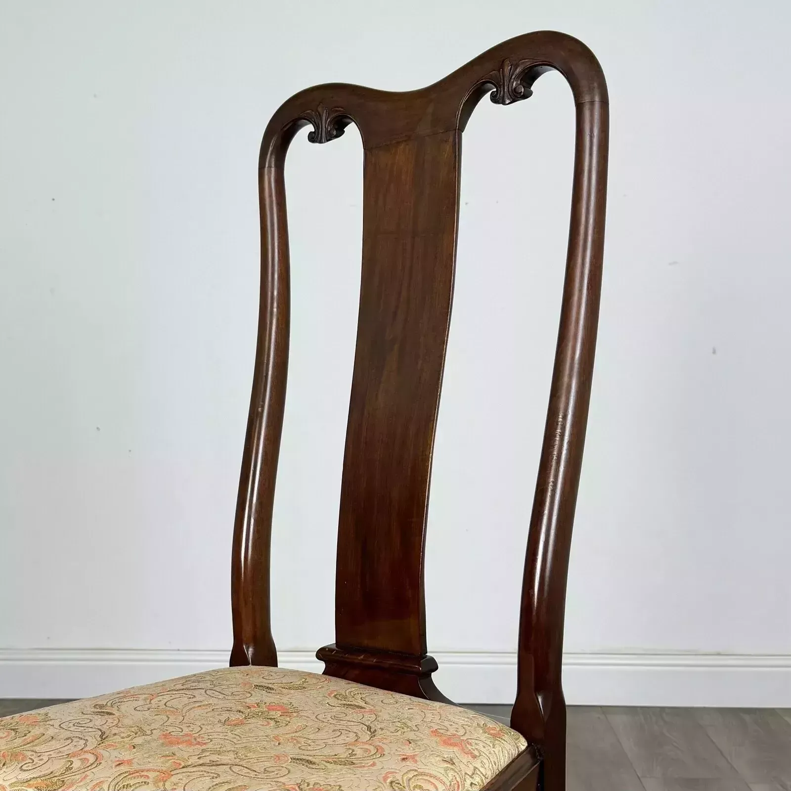 Antique 20th Century Set Of 8 Queen Anne Style Dining Chairs In Walnut photo 1285.0