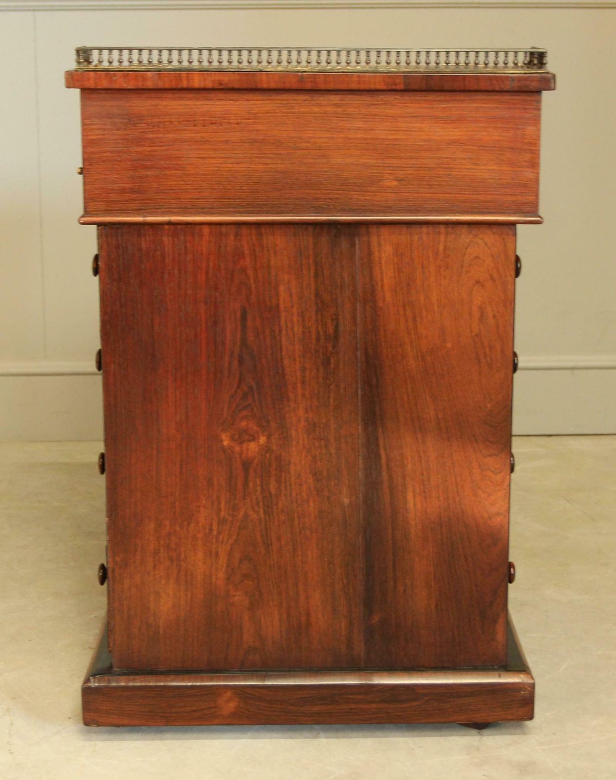 photo for sale Early 19th Century Rosewood Davenport