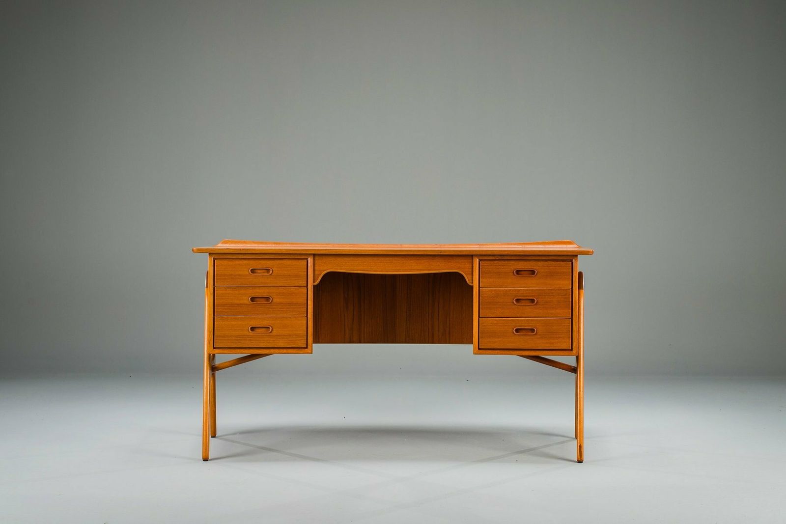Danish Mid Century Teak Desk By Svend åge Madsen For Sigurd Hansen, 1950s photo furniture