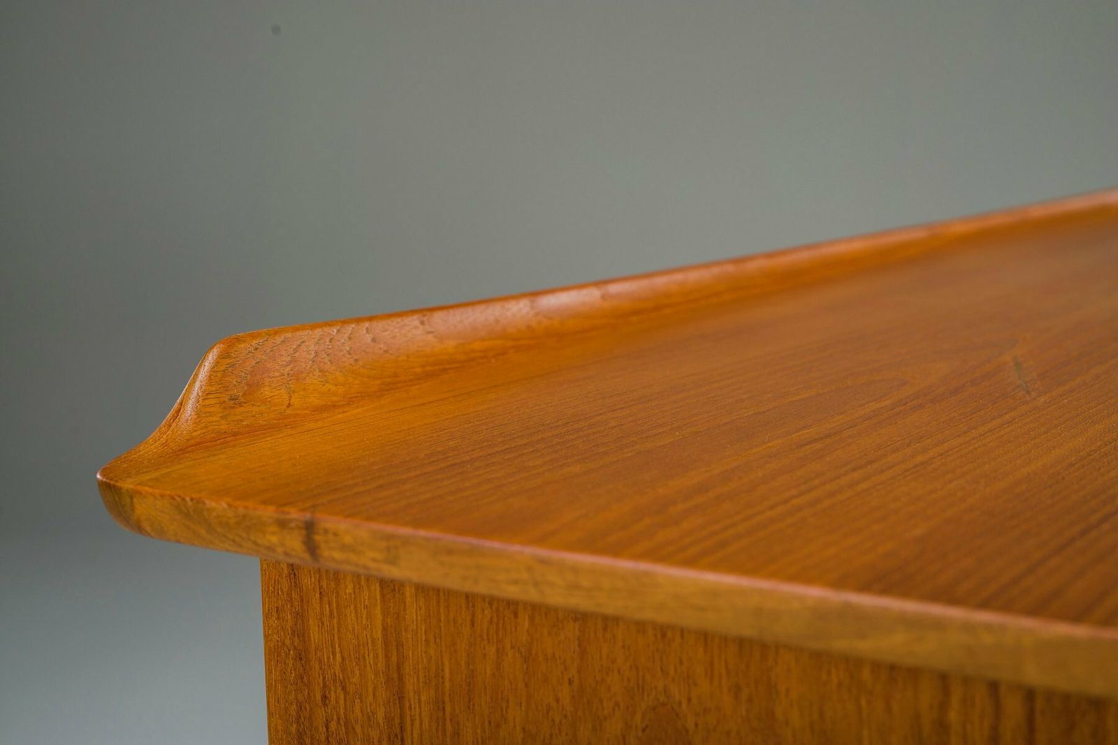 photo vintage Danish Mid Century Teak Desk By Svend åge Madsen For Sigurd Hansen, 1950s