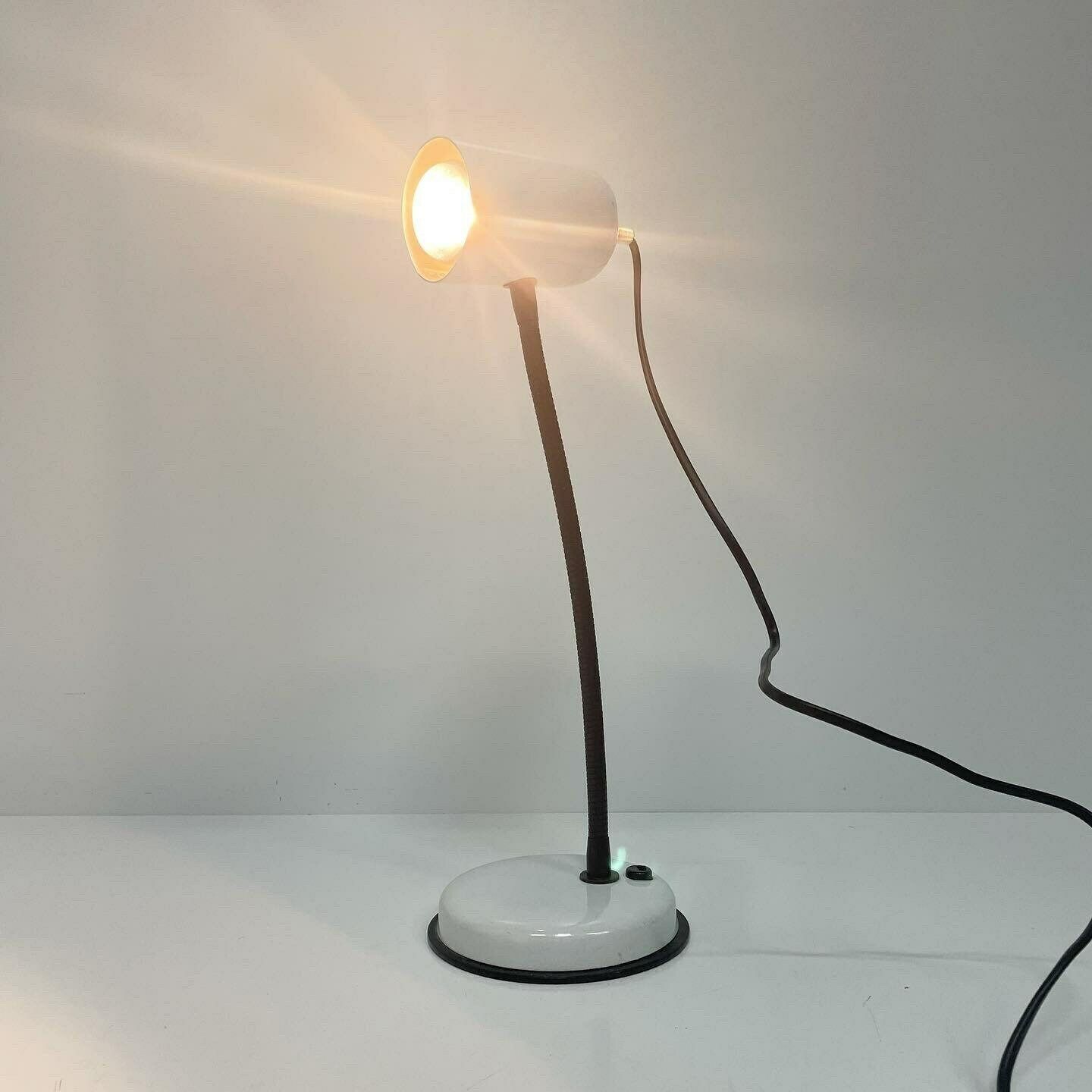 Vintage 70’s Veneta Lumi Design Desk Lamp   Italian Design photo vinterior