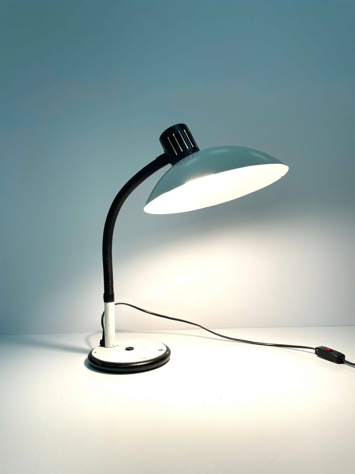 Vintage Desk Lamp, 70s Home Office Desk, Black And White Design, Mid Century Table Lamp photo Lighting