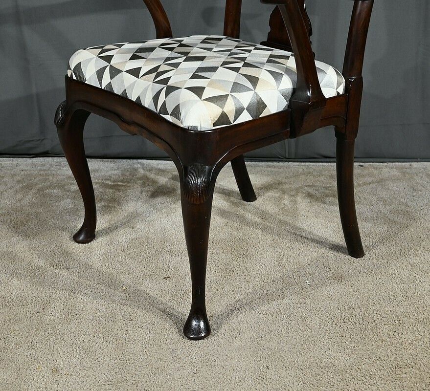 photo vintage Pair Of Chippendale Mahogany Armchairs, England   Early 20th Century