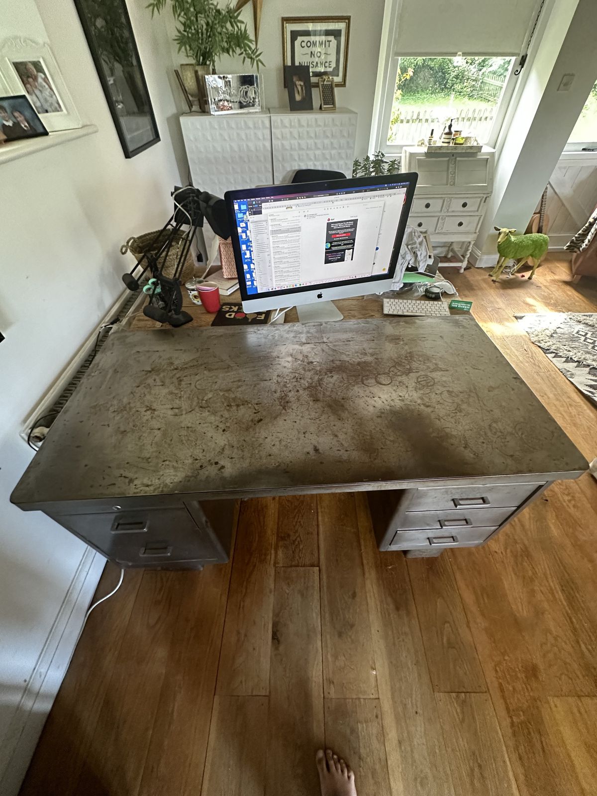 Industrial Desk photo vinterior