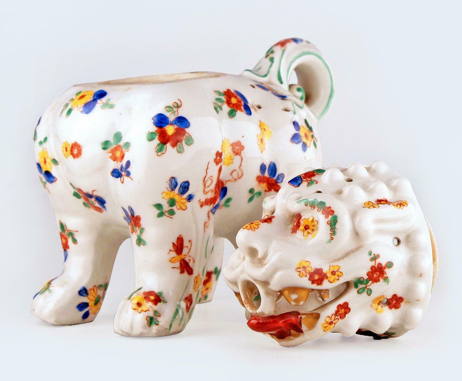 Art Déco German Hand Painted Glazed Porcelain Foo Dog Perfume Lamp/Incense Burner By Aerozon photo Lighting