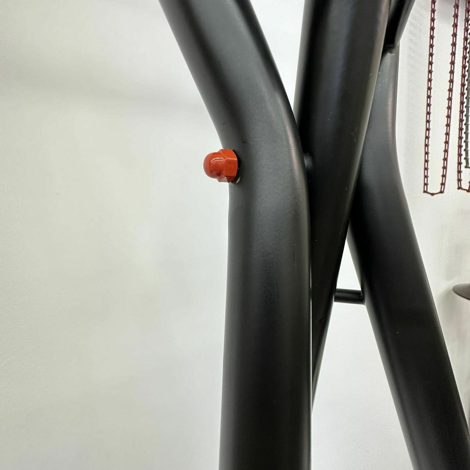 photo vintage Memphis Design Tripod Coat Rack , 1980s