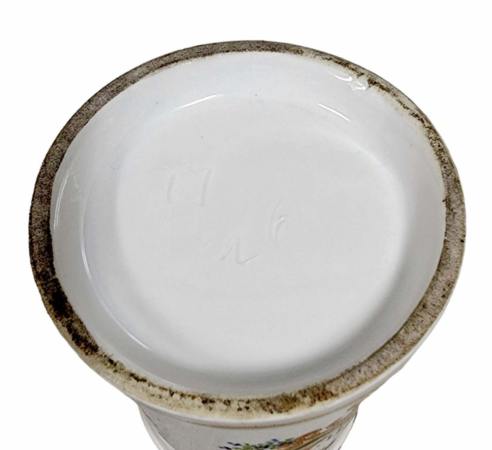 Mid 19th Century French Glazed Porcelain Apothecary/Pharmaceutical Jar With Lid  'Ext: Quina R:' photo 725.0