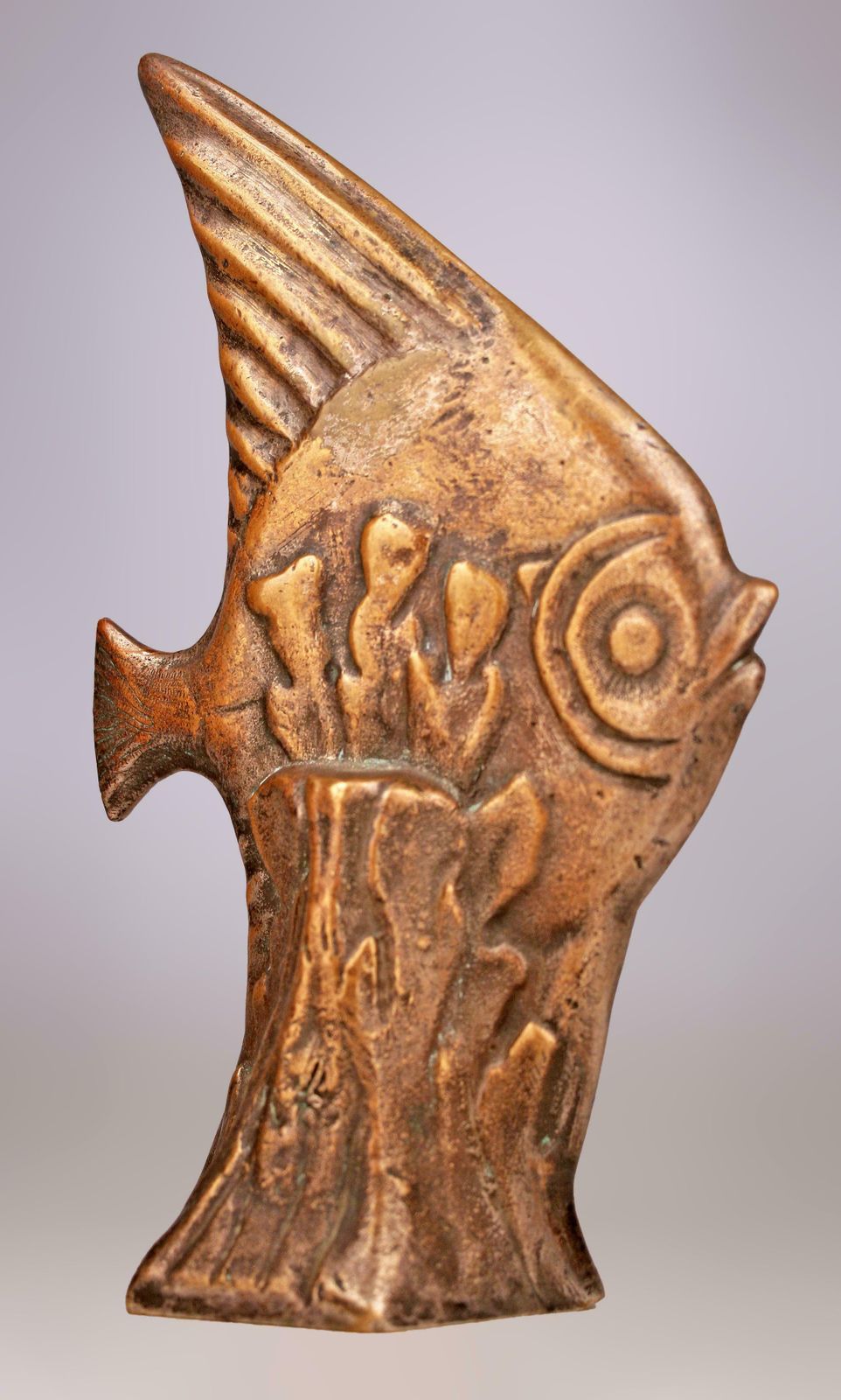 Early 20th Century Art Déco French Patinated Bronze Sculpture Of An Angel Fish photo vinterior