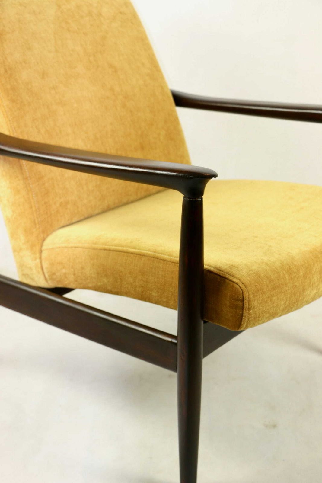photo furniture Gfm 64 Armchair, Designed By Edmund Homa, Yellow Structural From The 1960s   2 Pieces Available