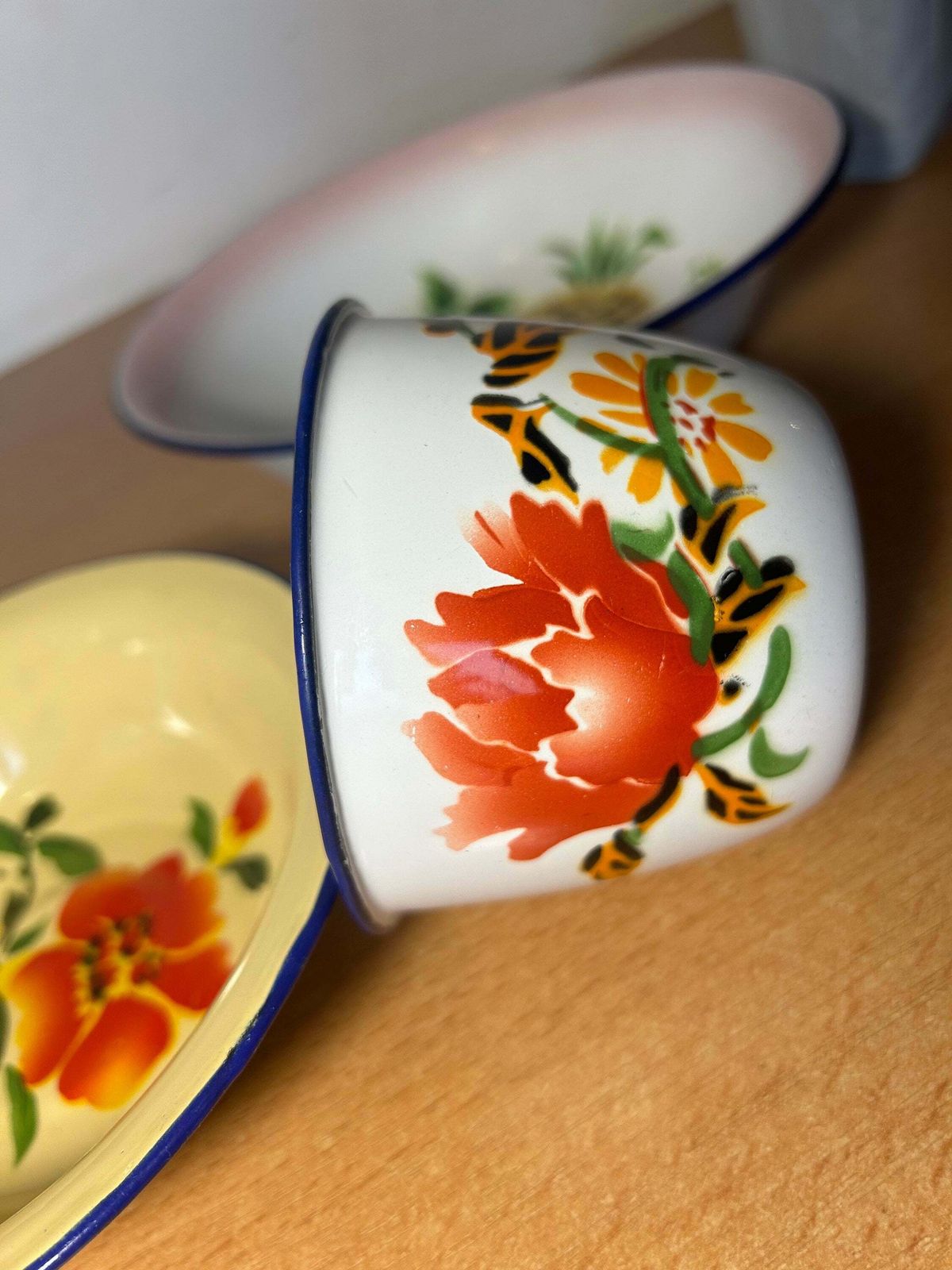 1960s Enamel Bowl, Made In China / 60s Rustic Kitchen Decor / Vintage Enamelware / Set Of 3 photo vinterior