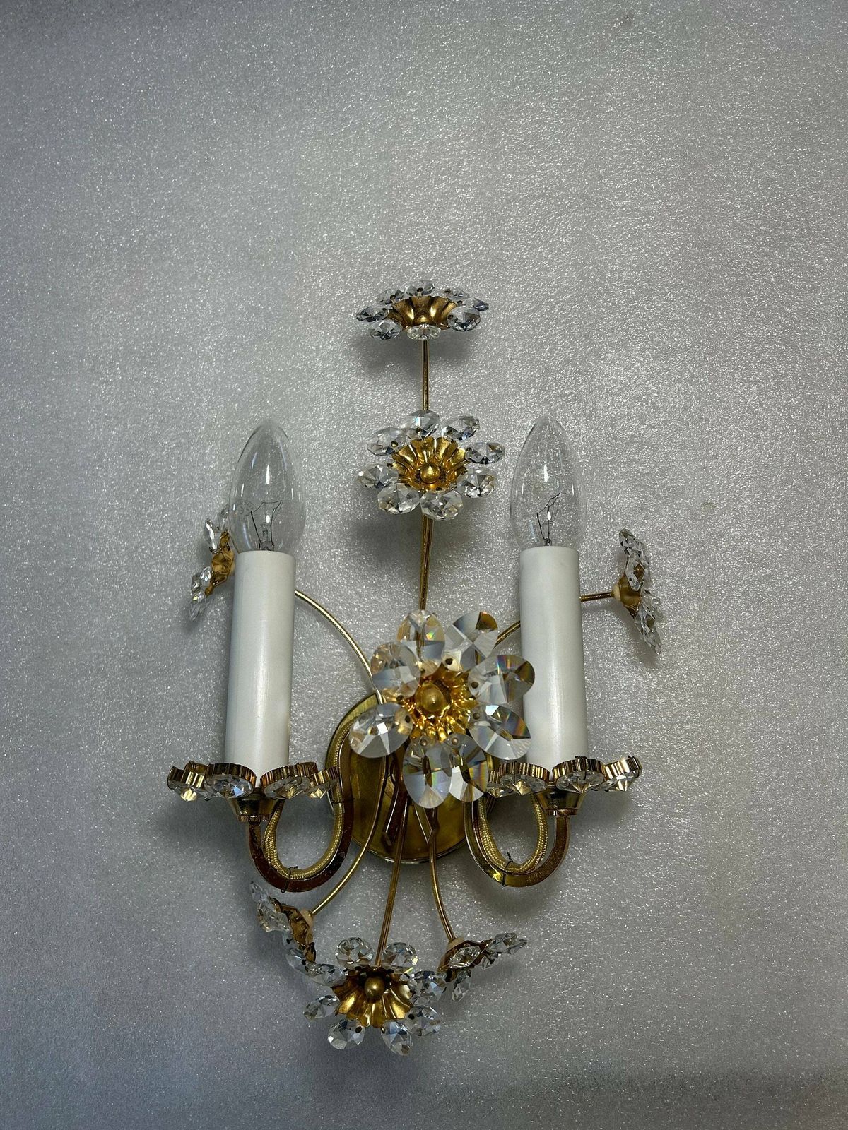 photo furniture Pair Of Crystal And Brass Vintage Wall Lamp /1960 Lamp/Made In Europe/Vintage Crystal/Gold Vintage/Brass Wall Light/Vintage Crystal Lamp/60s