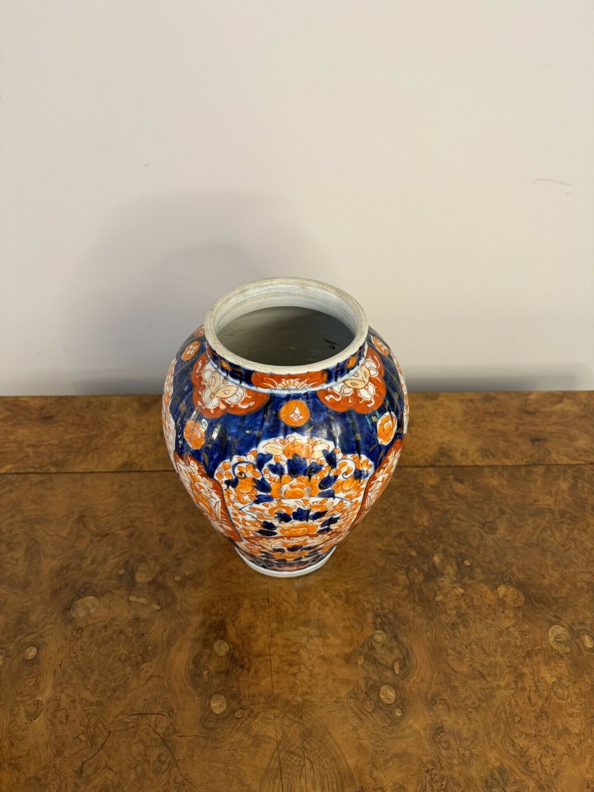 Wonderful Antique Japanese Imari Vase photo furniture