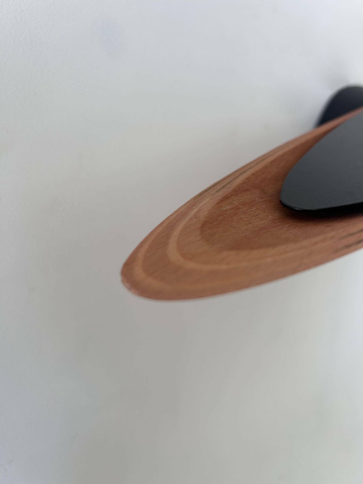 photo furniture Vintage Modernist Wall Lamp, Black Lacquered Metal And Wood, France 1980s