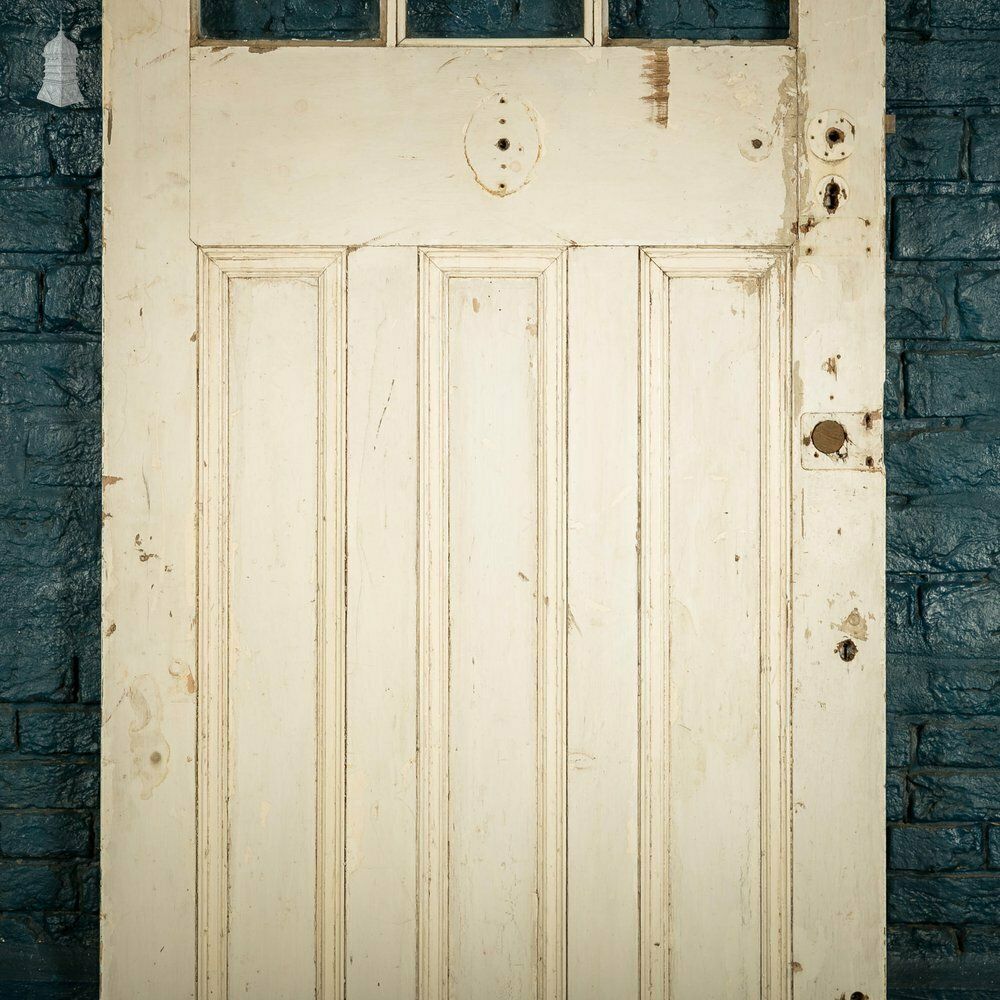 photo vinterior Half Glazed Door, 1930's Style With Bullseye Glass.