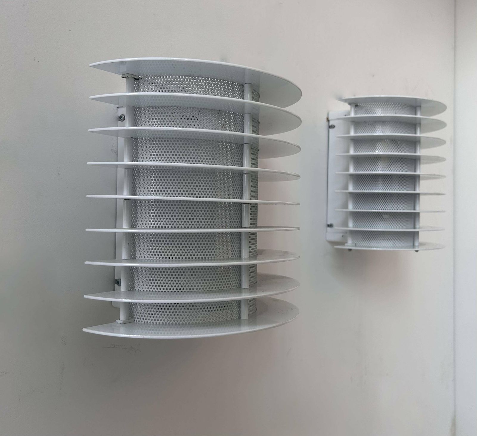 Pair Of Vintage Wall Lights, White Lacquered Metal, Borens, Sweden 1980 photo vintage