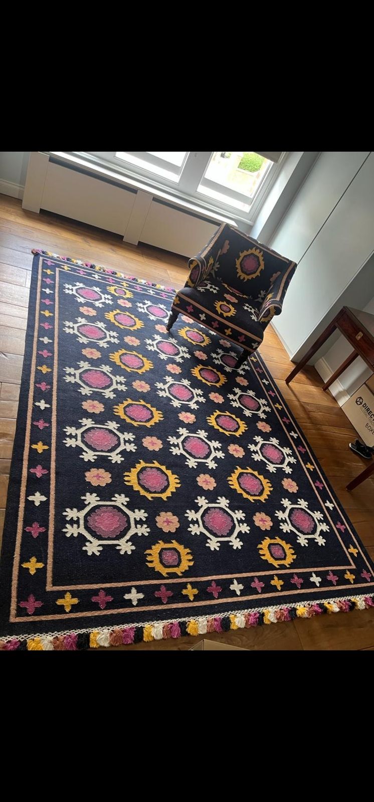 Beautiful Rug ( Matching Chair On Different Listing) photo furniture