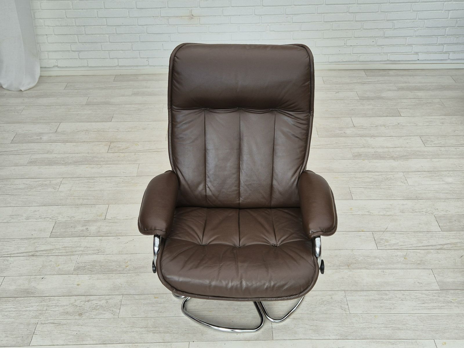 1970s, Danish Swivel Chair, Original Condition, Leather, Chrome Steel. photo vintage