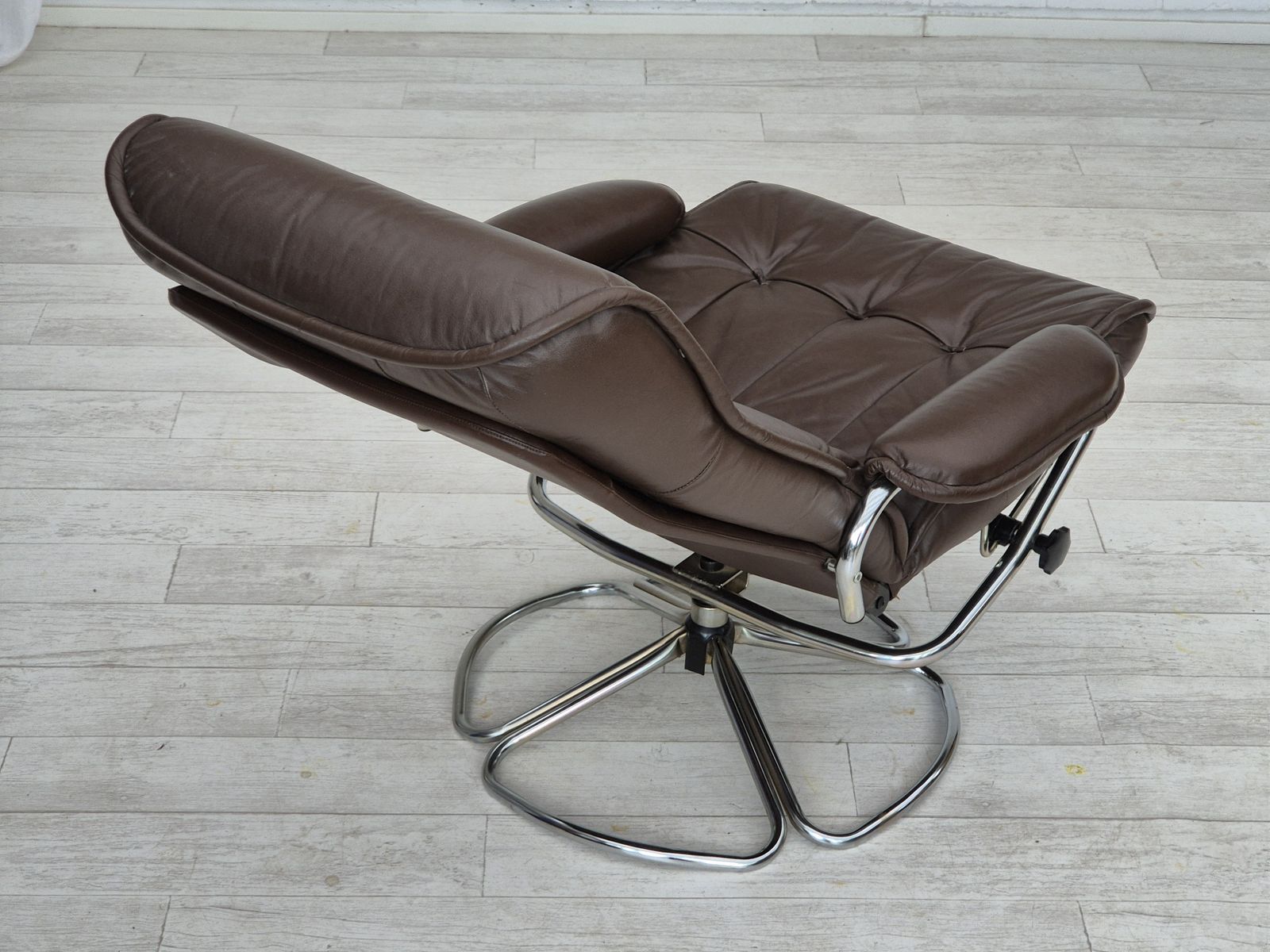 photo for sale 1970s, Danish Swivel Chair, Original Condition, Leather, Chrome Steel.
