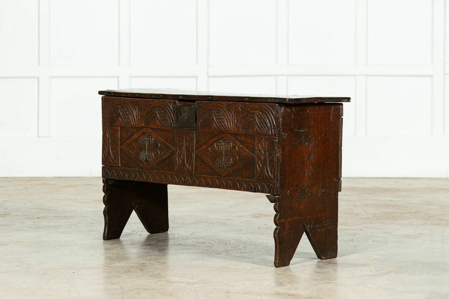 17thc English Oak Coffer, 1700s photo buy