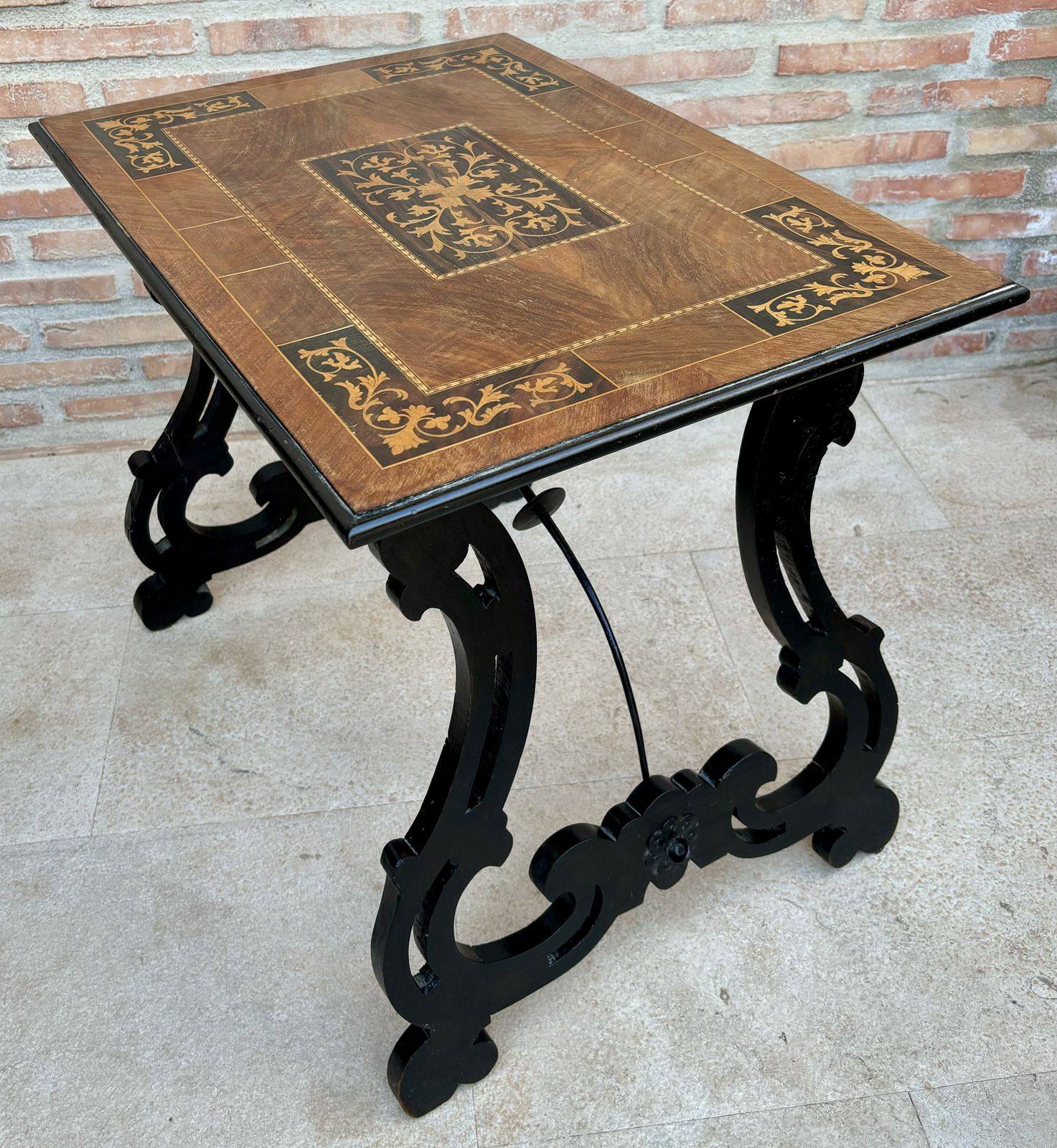 photo furniture Spanish Early 19th Century Baroque Side Table With Lyre Legs And Marquetry Top