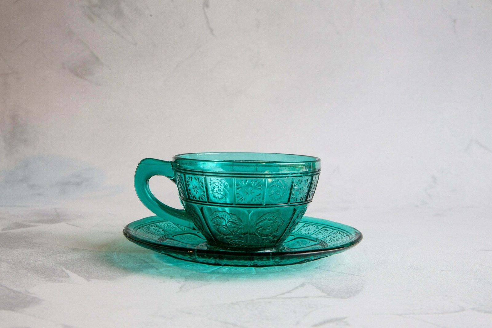 Vintage Jeannette Doric & Pansy Ultramarine Green/Blue Tea Cups Set photo furniture