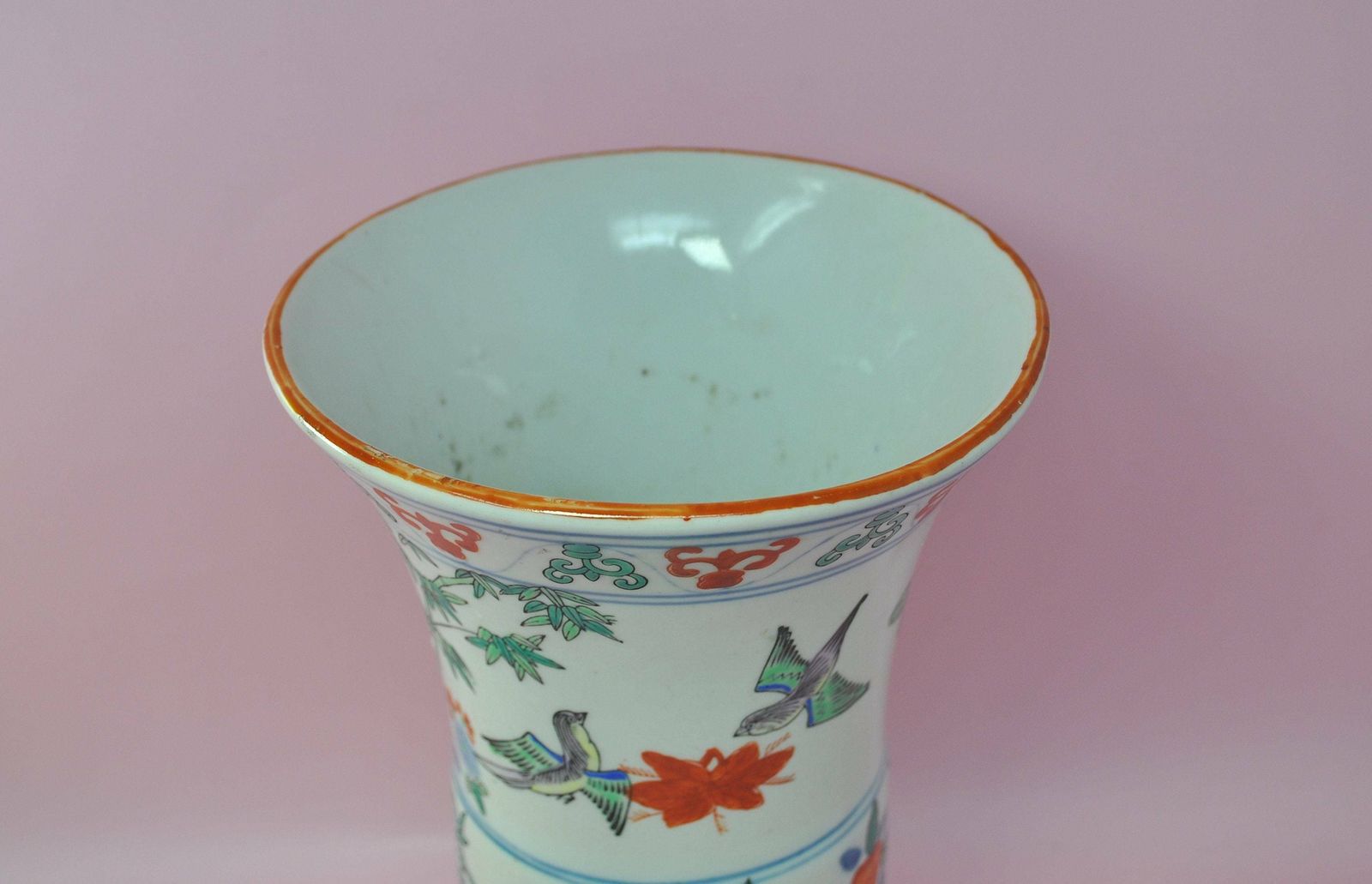photo for sale Chinese Vase In Wucai Design