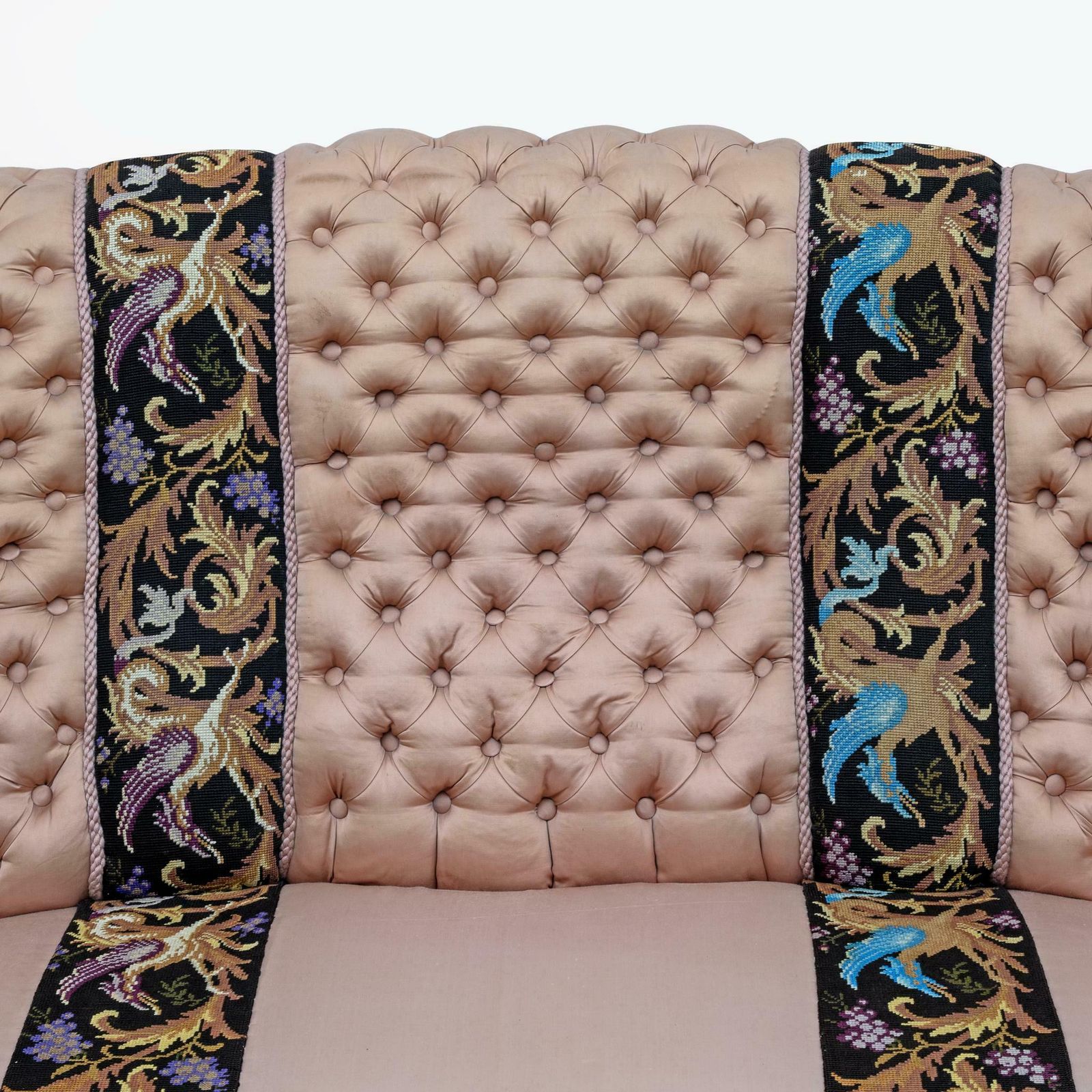 photo furniture Rare 19th Century Napoleon III Silk Satin Sofa
