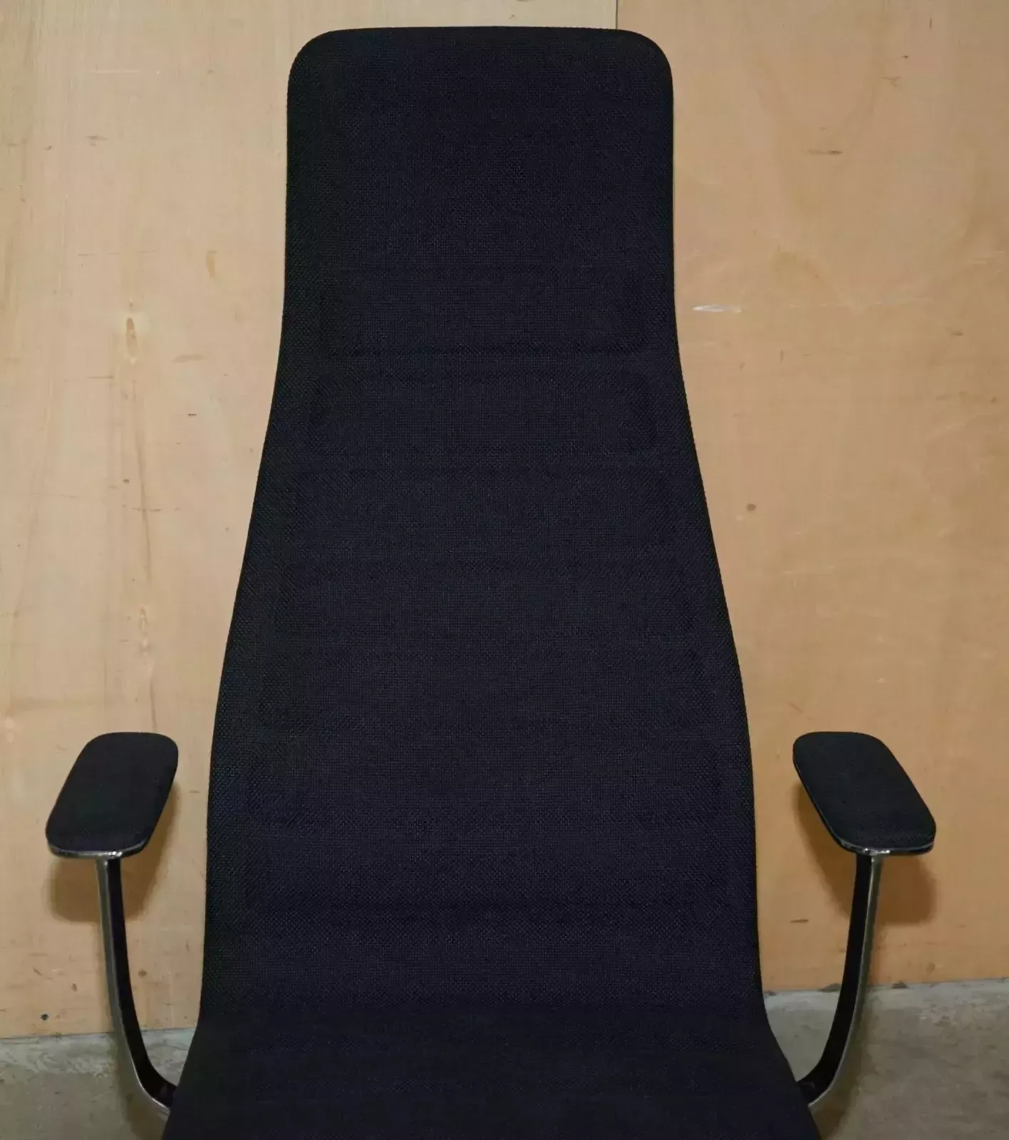 Pair Of Cappellini Lotus Office Lounge Armchairs By Jasper Morrison photo Furniture