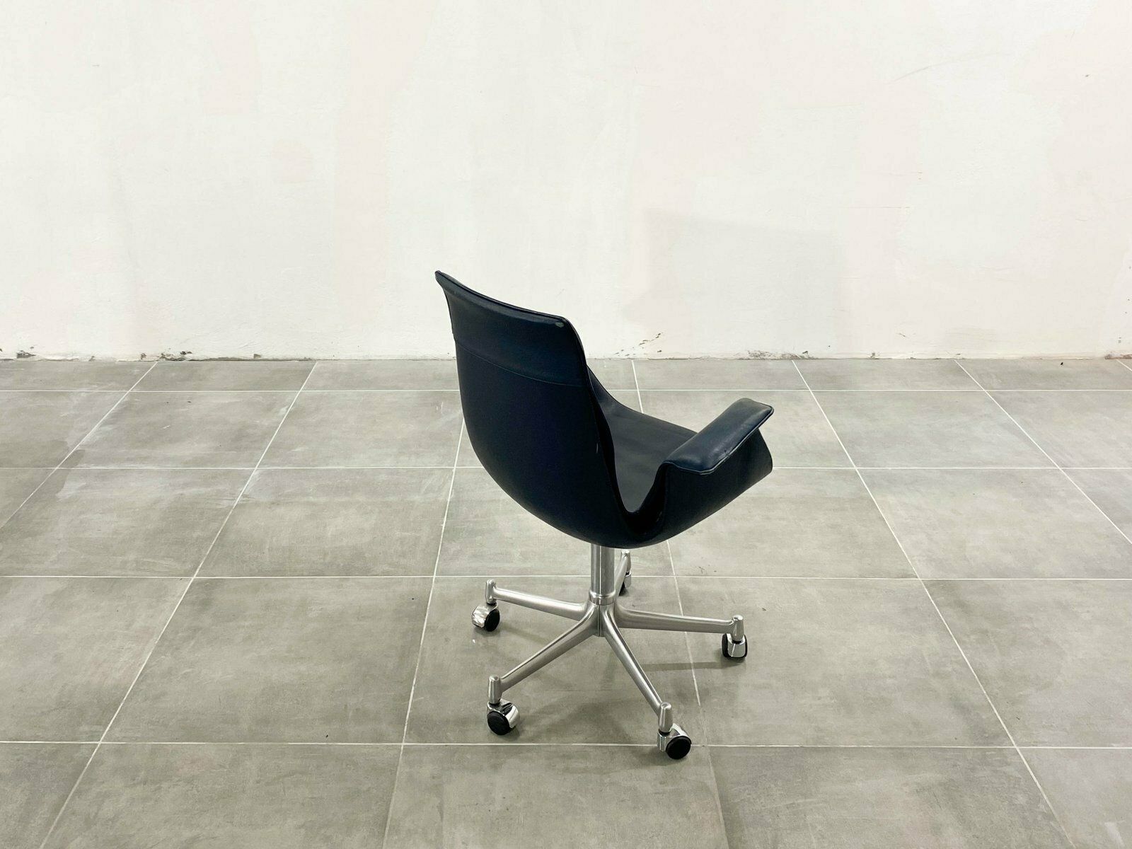 Fk 6727 Tulip Office Chair Attributed To Fabricius & Kastholm For Kill International, 1960s photo Furniture
