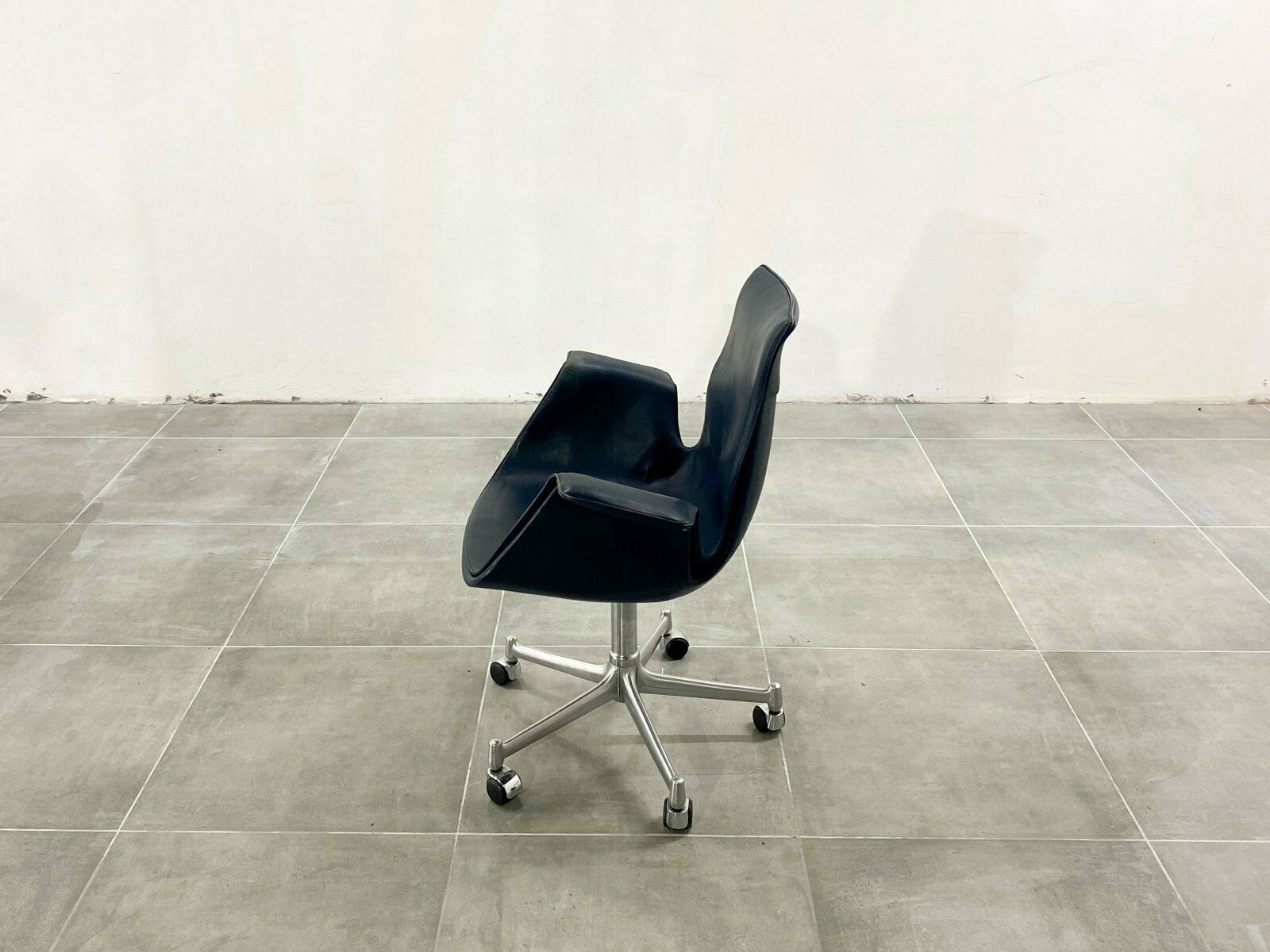 Fk 6727 Tulip Office Chair Attributed To Fabricius & Kastholm For Kill International, 1960s photo buy