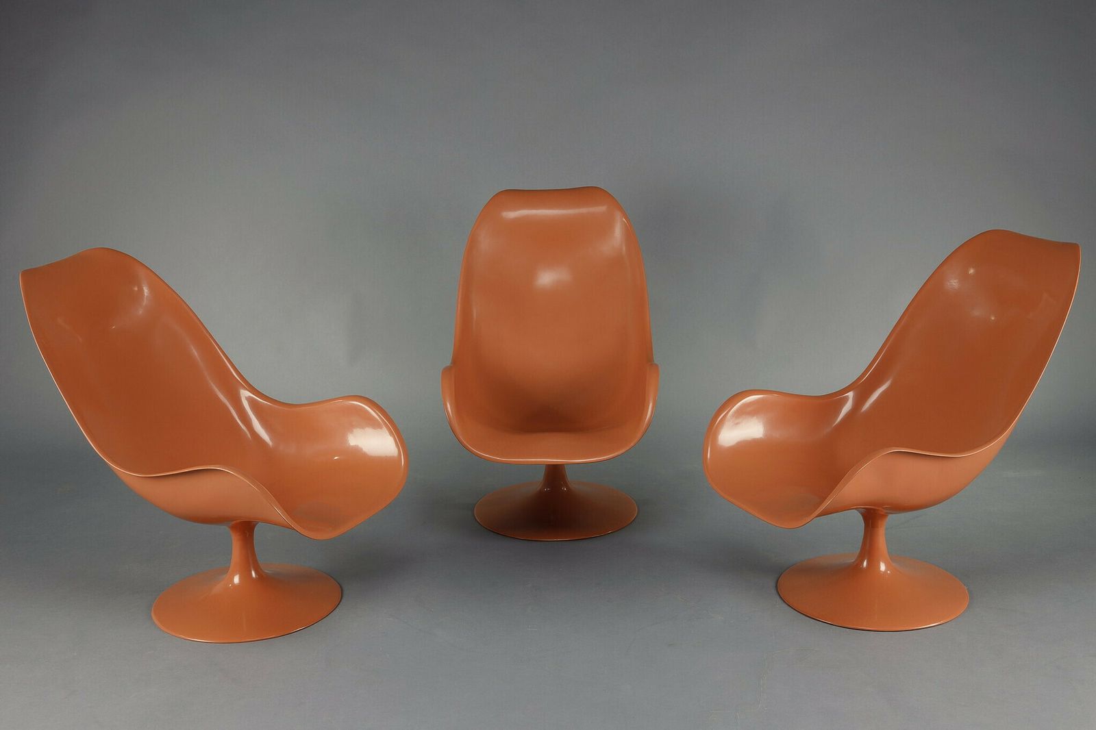 1970s Living Room Set: Tulip Chairs And Coffee Table photo buy