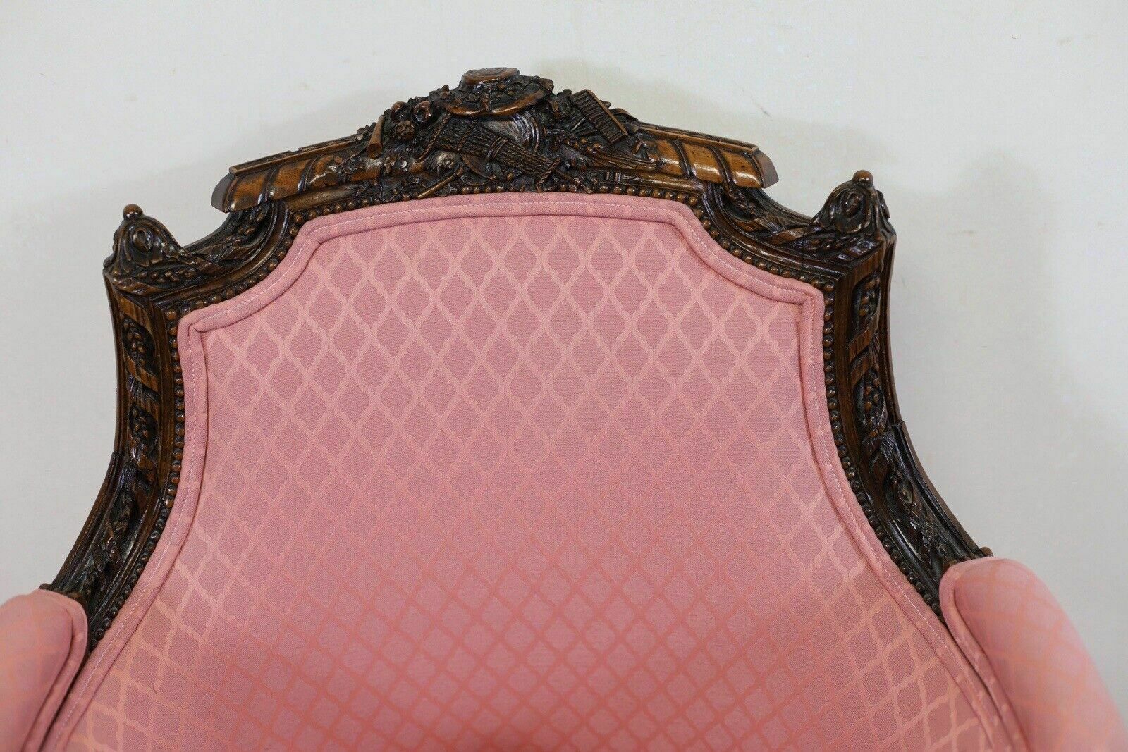 photo vinterior Lovely Pair Of Louis XVI Style Fauteuil And Stoll