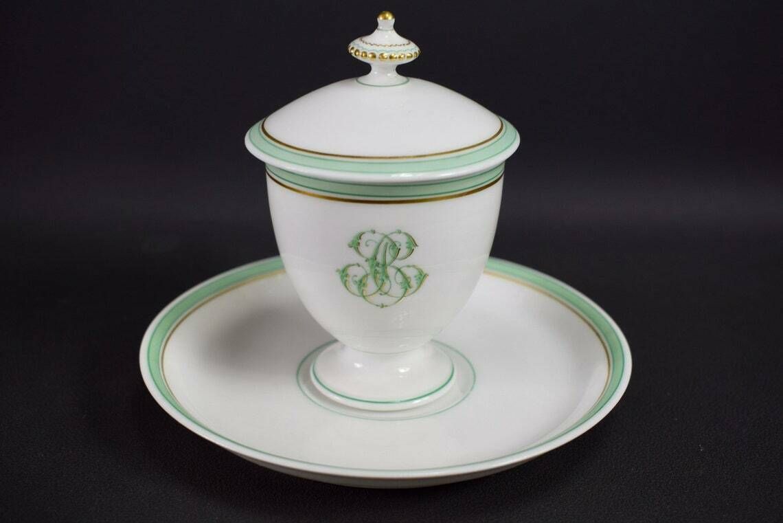 French Porcelain Cream Pot Paris 19th Saint Honoré Paris N4 photo for sale