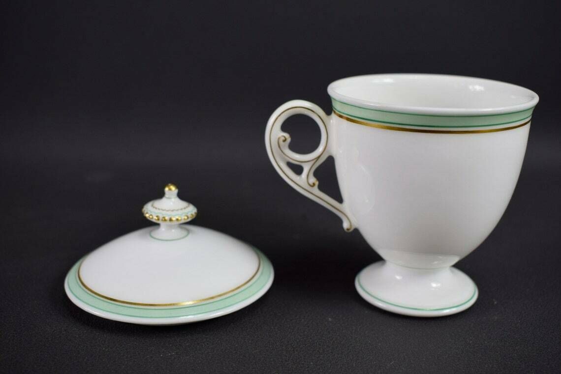French Porcelain Cream Pot Paris 19th Saint Honoré Paris N4 photo vinterior