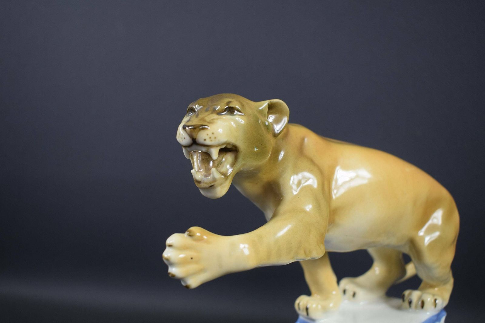 Royal Dux Vintage French Statue Lioness Porcelain photo 213.0