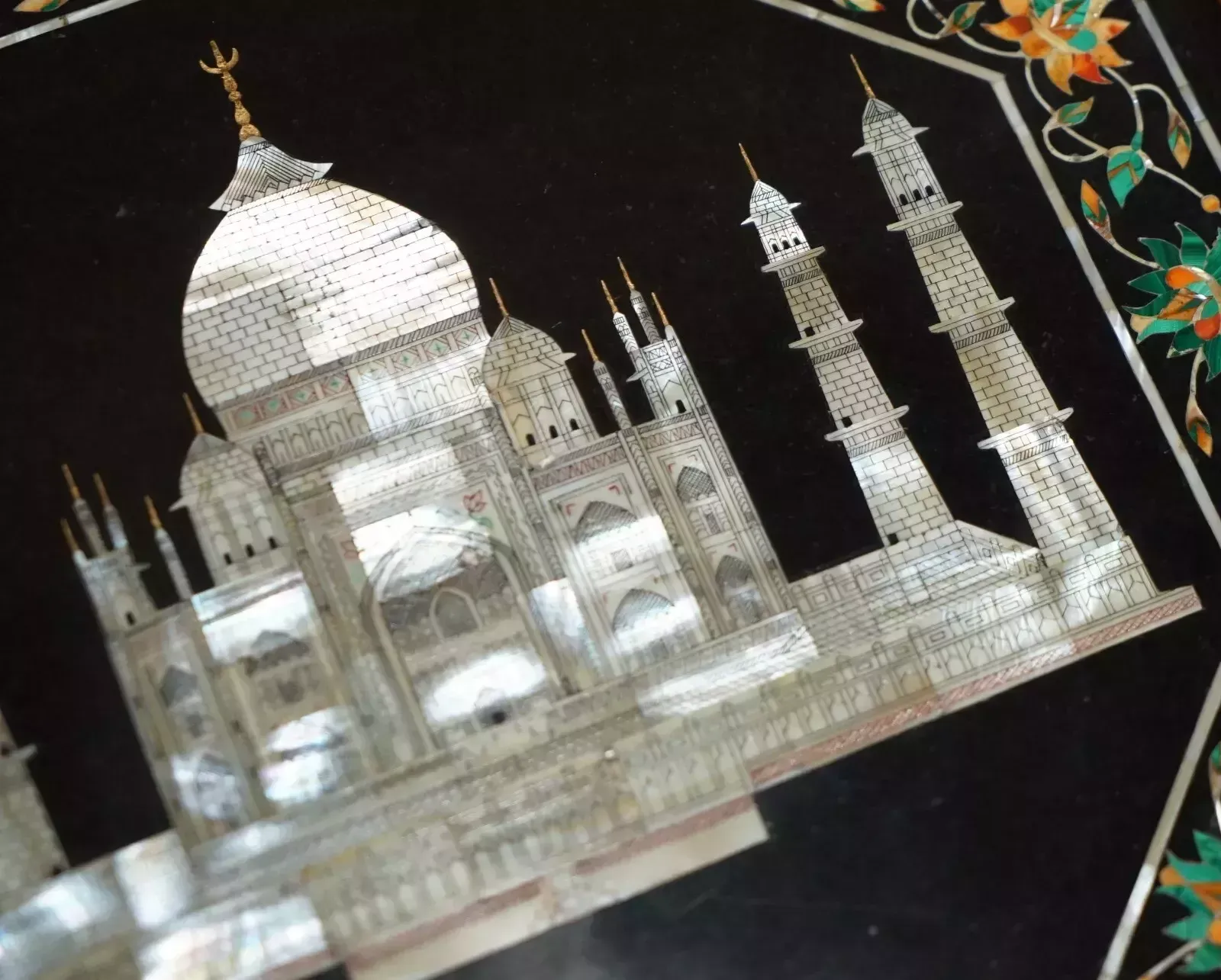 Exquisite Pietra Dura Marble & Mother Of Pearl Table Top Depicting The Taj Mahal photo buy