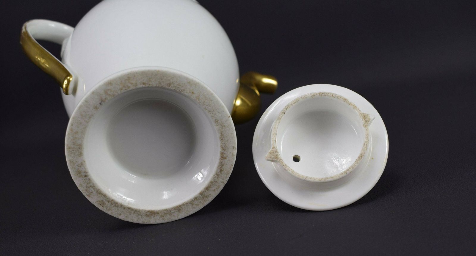 photo for sale Antique French Vieux Paris Porcelain Coffee Pot 19th