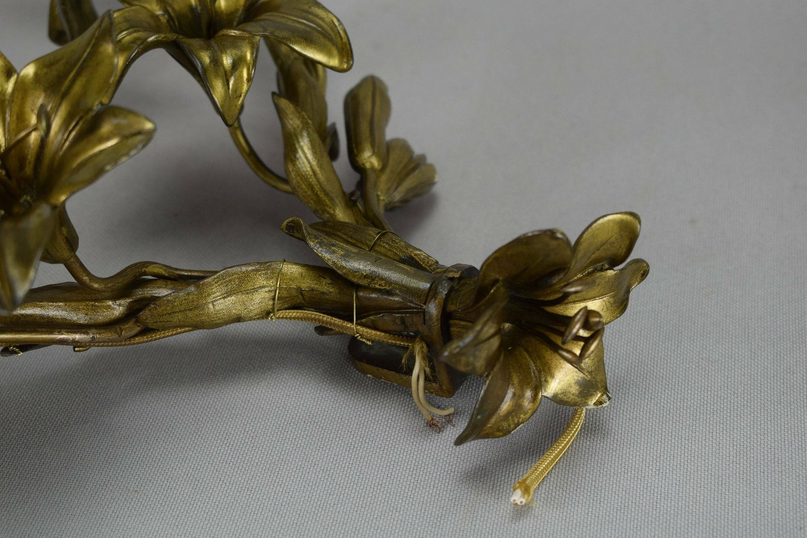 photo furniture Rare Large Bronze Wall Sconce, French Antique Bronze Flower Sconce, Shabby French Wall Lamp, Two Lights Wall Sconce