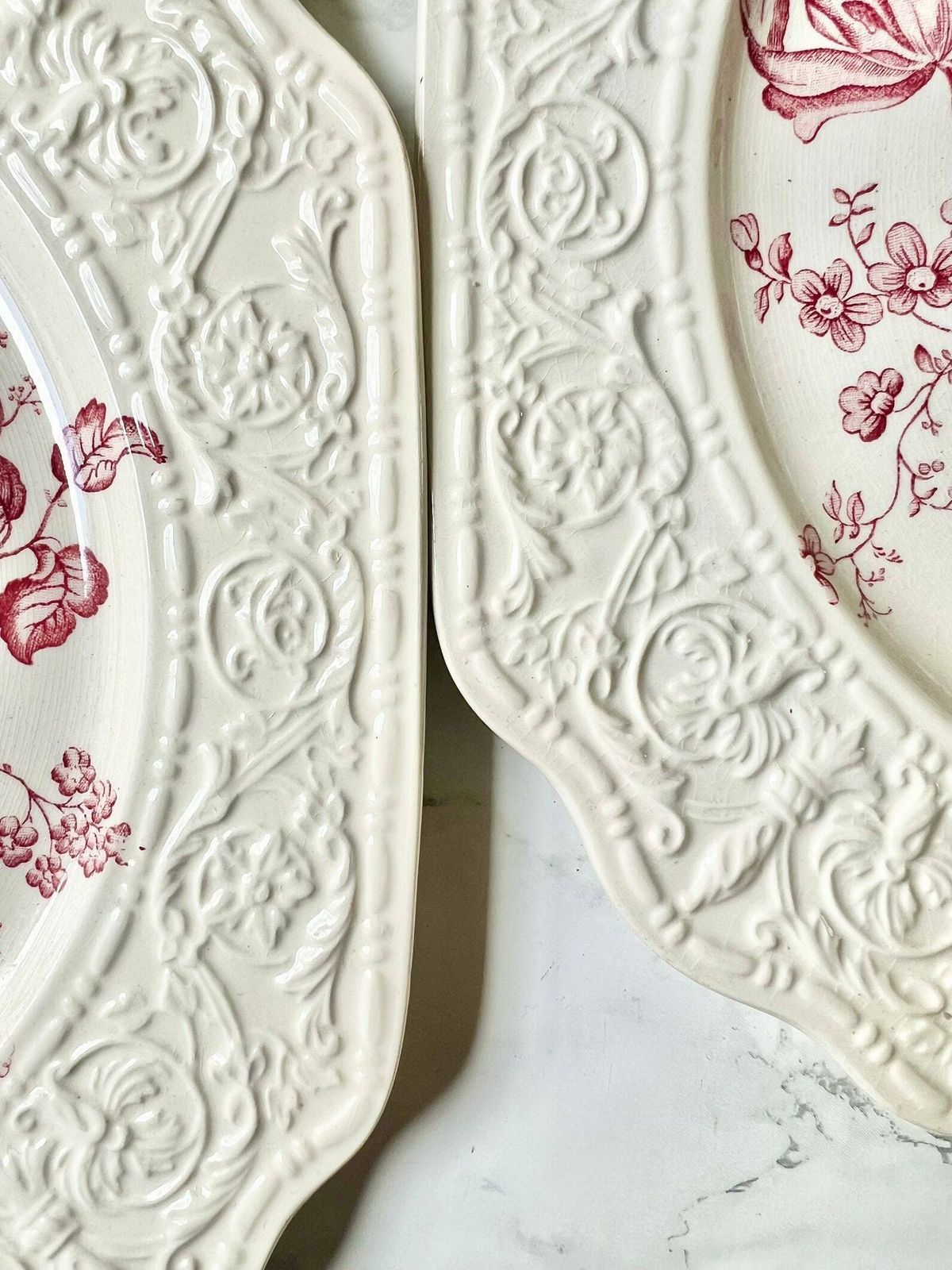 Crown Devon Fieldings Plates Red Transferware Flowers Embossed Creamware Rare Dining Set Victorian Style Square Pink Transfer Naturalist photo 230.0