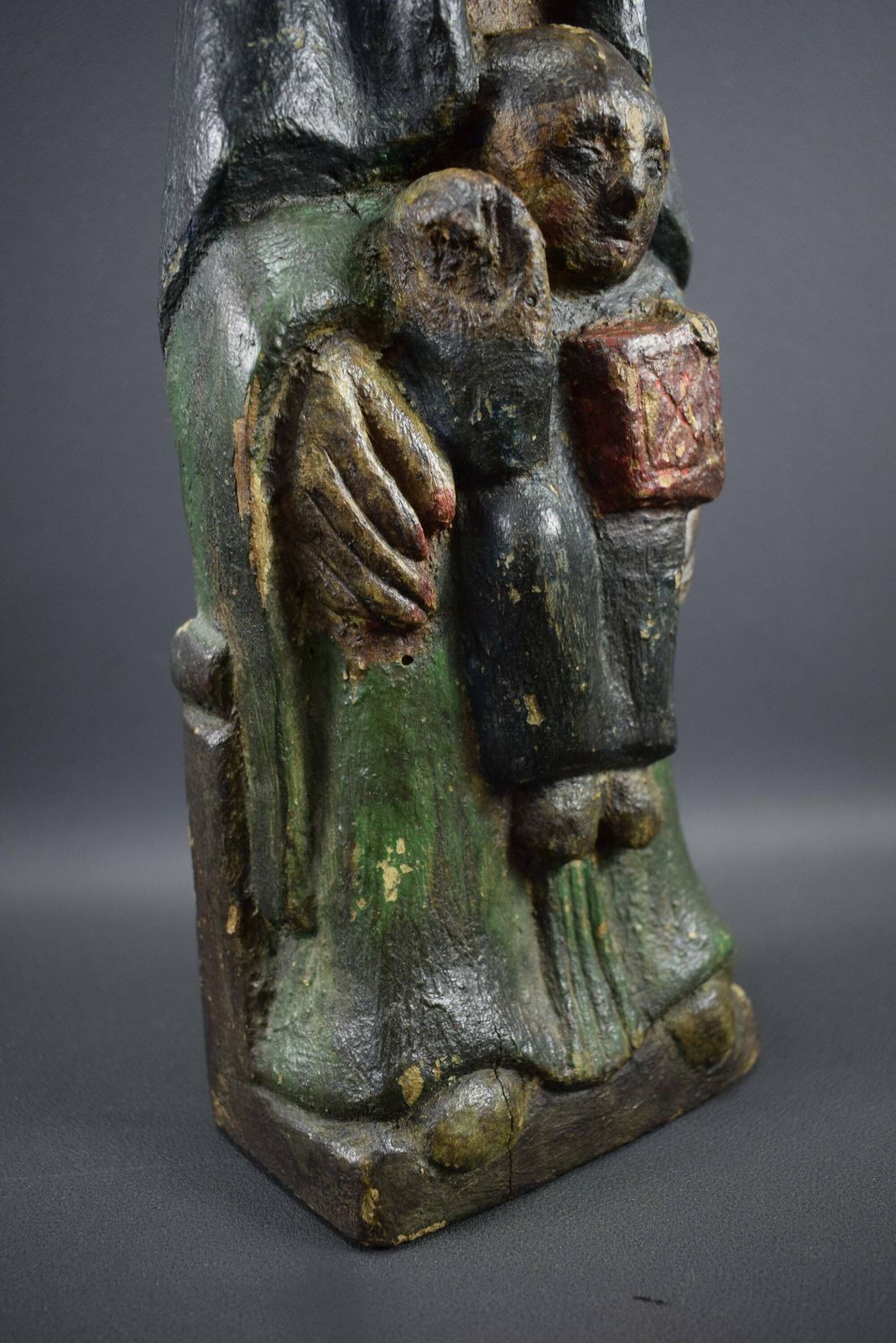 photo furniture French Antique Religious Virgin Mary Jesus Child Wood Carved Statue Polychromatic 16th