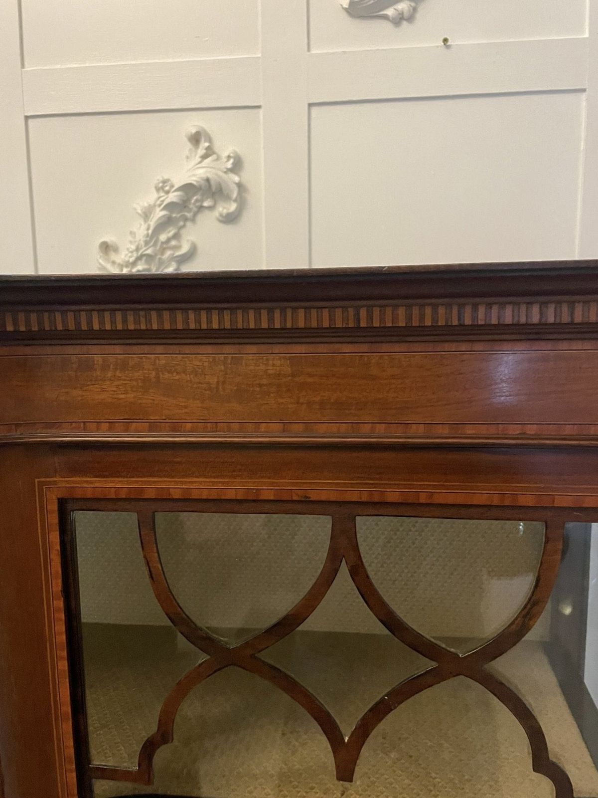 Furniture Antique Early 20th Century Superb Quality Inlaid Mahogany Display Cabinet photo