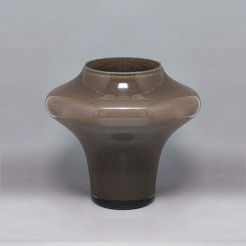 1970s Gorgeous Beige Vase In Murano Glass By Dogi. Made In Italy photo for sale