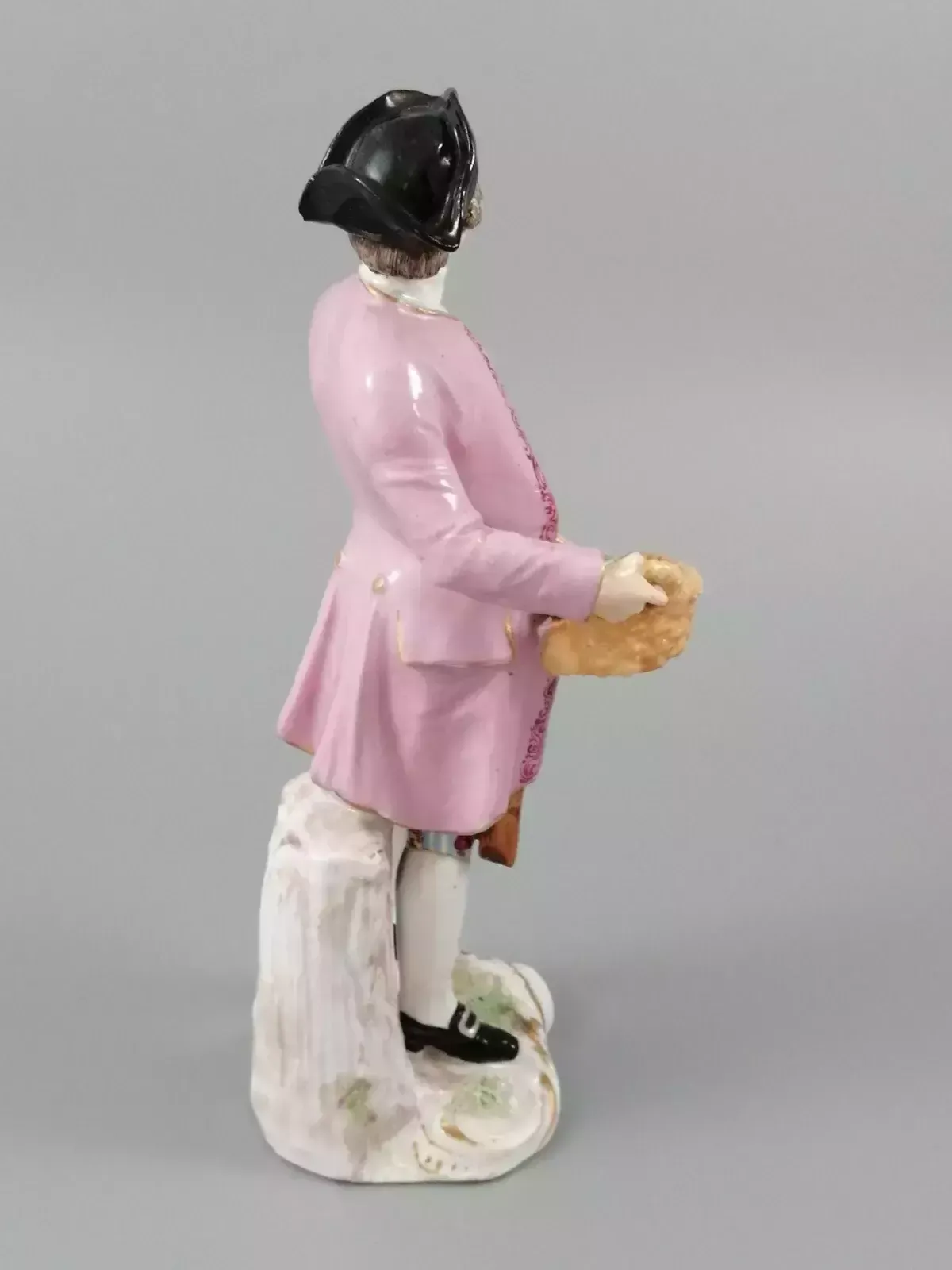 Antique Chelsea Porcelain Figurine, “A Spoon Seller”, C. 1758   1769 photo 500.0