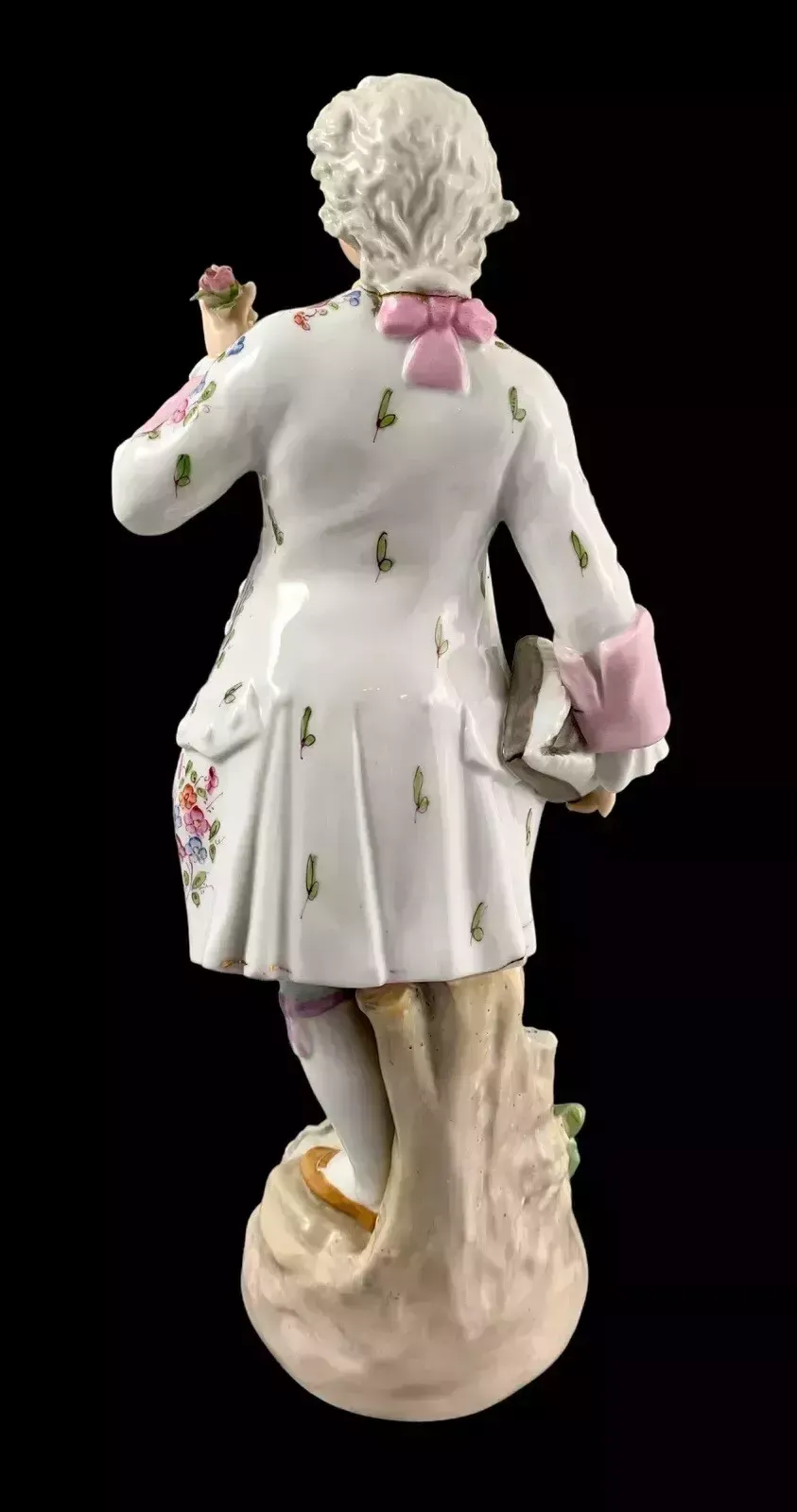1830’s Meissen Porcelain Figurine Of Regency Dandy Gentleman Holding A Tricorne photo 500.0