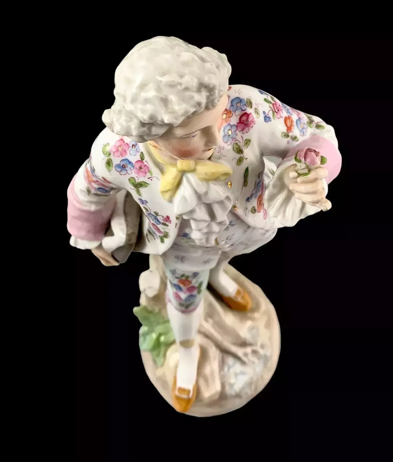 1830’s Meissen Porcelain Figurine Of Regency Dandy Gentleman Holding A Tricorne photo buy